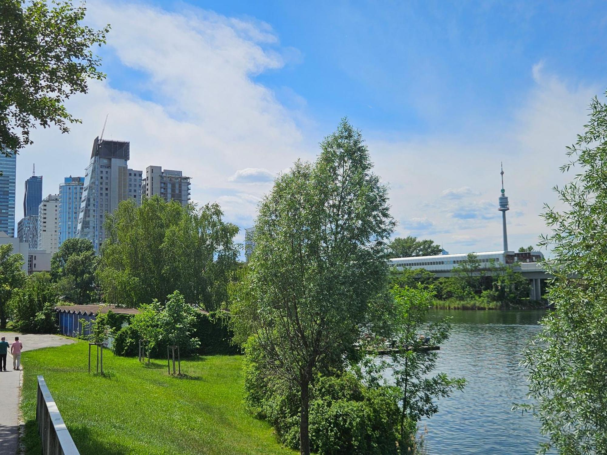 Yuki'S Place - Un-Vic, Danube Beach And Subway Near To Downtown Wien Exteriör bild